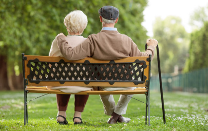 2019年养老新政策出台了 父母老年生活更有保障了
