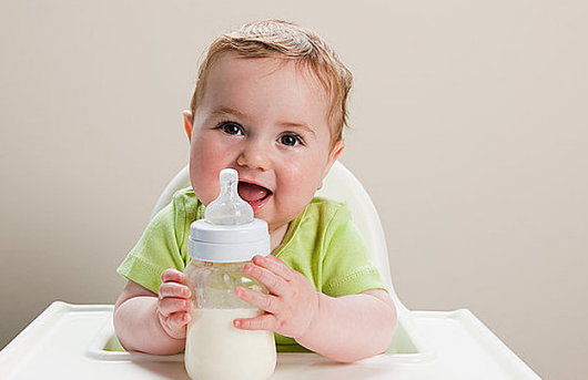 宝宝厌奶期是什么时候 厌奶期多久能恢复正常