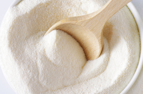 为什么国产奶粉比进口奶粉还要贵 如何给孩子挑选奶粉