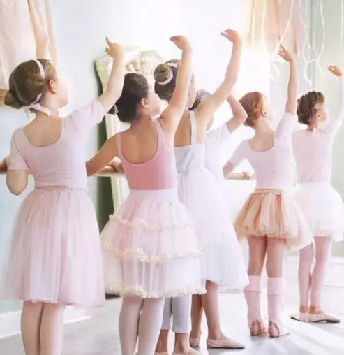 儿童学芭蕾舞最佳时间 孩子几岁学芭蕾舞最合适