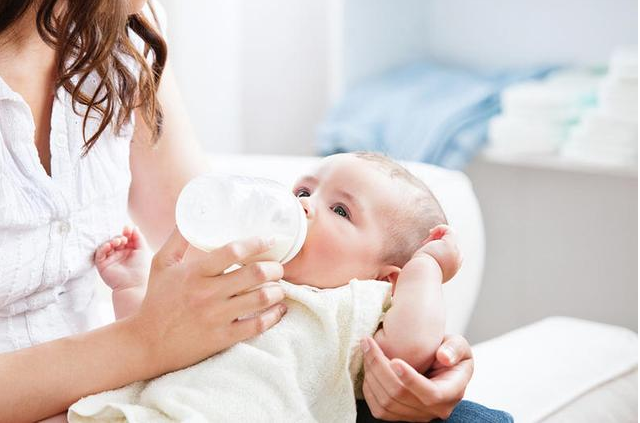 宝宝断奶后体重下降是怎么回事 宝宝断奶后只吃奶粉会营养不良吗
