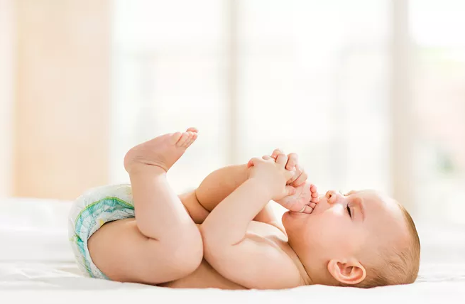 孩子身上什么味道是生病了 这些异味暗藏宝宝健康问题