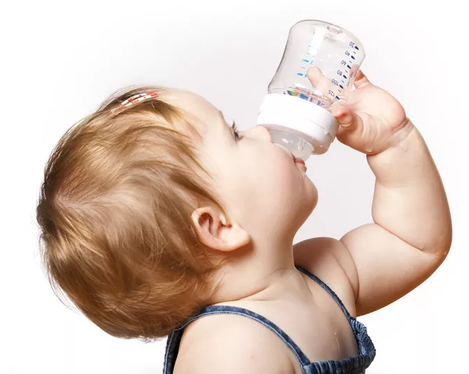 孩子每天该喝多少水 让孩子养成爱喝水的好习惯