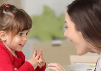 和孩子说方言有什么影响 说方言影响孩子说话吗