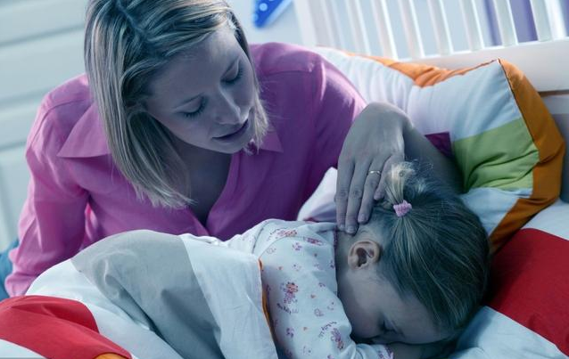孩子夜惊的症状是什么 孩子夜惊症怎么办