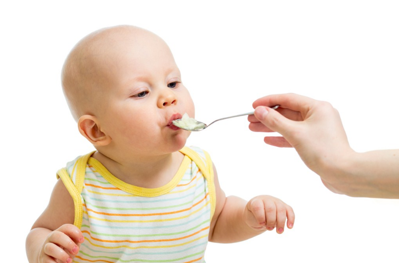 孩子鹅口疮就是嘴巴有白色的白膜吗 导致孩子鹅口疮的原因是什么
