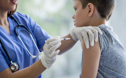 宝宝打疫苗出现不良反应该怎么办呢 孩子打完疫苗要注意什么