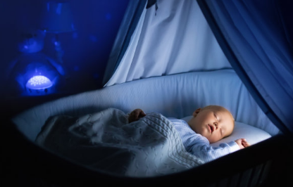 小夜灯会导致孩子近视性早熟是真的吗 小夜灯该如何正确使用