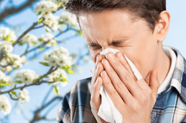孩子咳嗽和过敏有关吗 孩子总是咳嗽要不要查过敏源