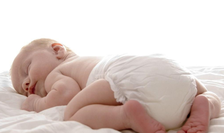 孩子睡不安稳夜里经常醒是什么原因 是什么让孩子经常夜醒