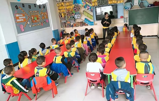 幼儿园小班劳动节活动报道 幼儿园小班劳动节主题活动报道