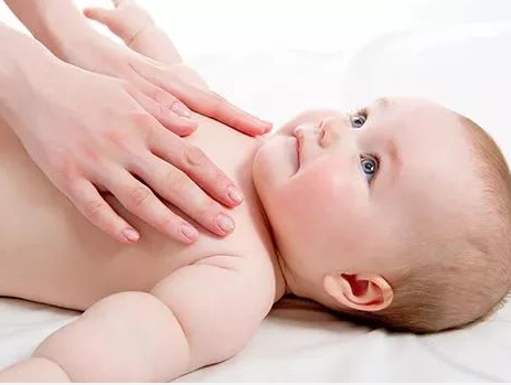 宝宝出生胎记和妈妈有关吗 如何预防宝宝长胎记
