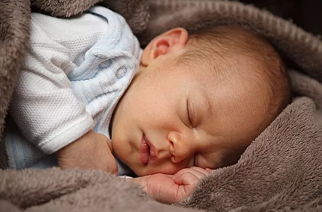 孩子睡觉时间越长越好吗 怎么判断孩子睡得好不好