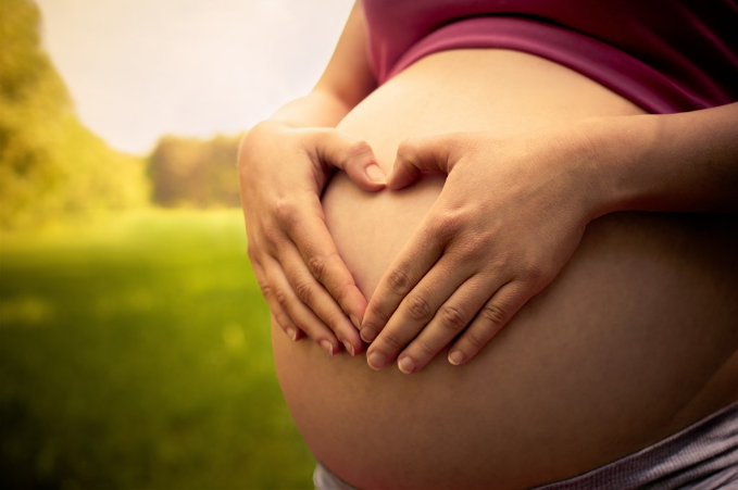 怀孕|孕妇能用皮炎平吗 孕妇用了一次999皮炎平会怎么样