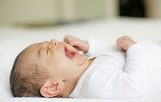 新生儿第一个月怎么照顾好 新妈妈怎么拥有好的睡眠