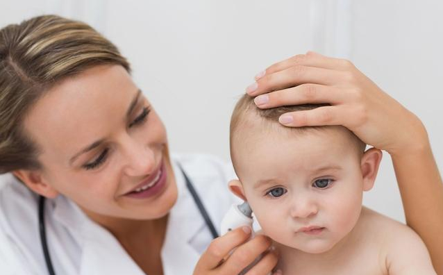 怎么检测宝宝听力发育是否正常 促进新生儿听力发育