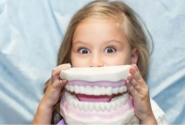 孩子牙齿地包天是怎么形成的 牙齿地包天怎么预防和治疗