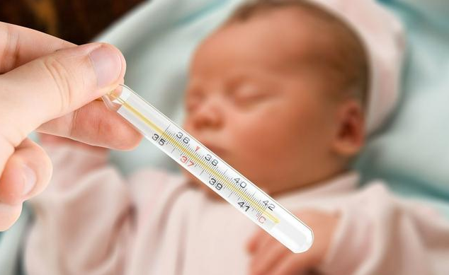 给宝宝量体温的几种方式 不同位置的体温多少度是发烧了