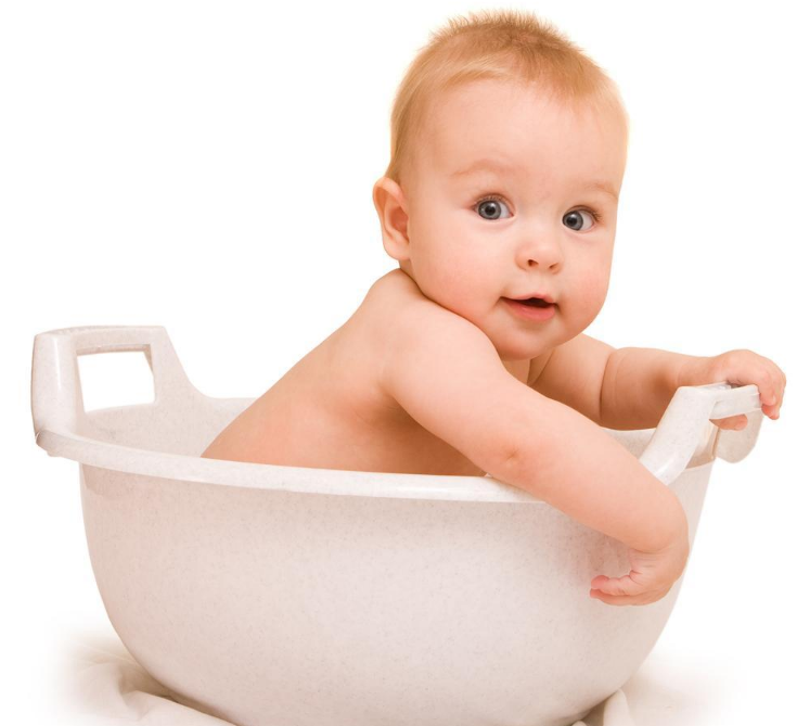给宝宝洗澡要做哪些准备 给宝宝洗澡的方法