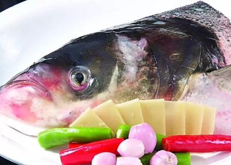 吃鱼头宝宝更聪明是真的吗 孩子吃鱼的做法教程