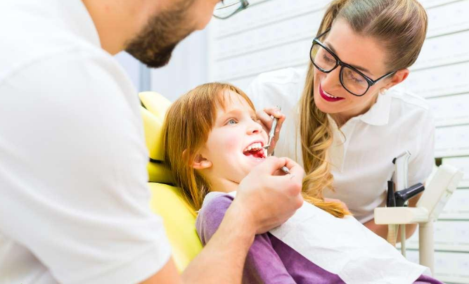 孩子的乳牙有哪些作用 孩子乳牙坏了不用管吗