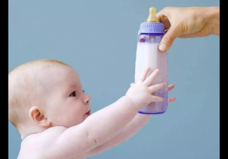 宝宝多大可以喝牛奶  宝宝喝那种牛奶比较好