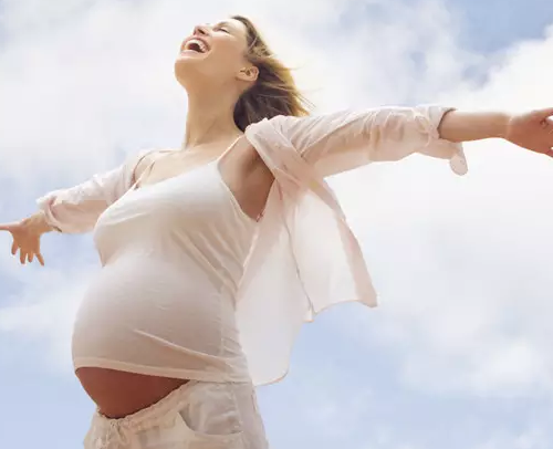 孕期走路少会对分娩有影响吗 孕妇散步有什么好处
