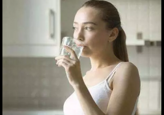 孕妇怎么样喝水才健康 孕妇喝水要注意什么