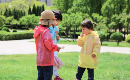 儿童防晒衣怎么选择 儿童防晒衣紫外线防护系数怎么看