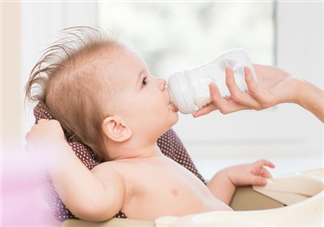 宝宝断奶期腹泻是怎么回事 宝宝断奶期腹泻怎么办