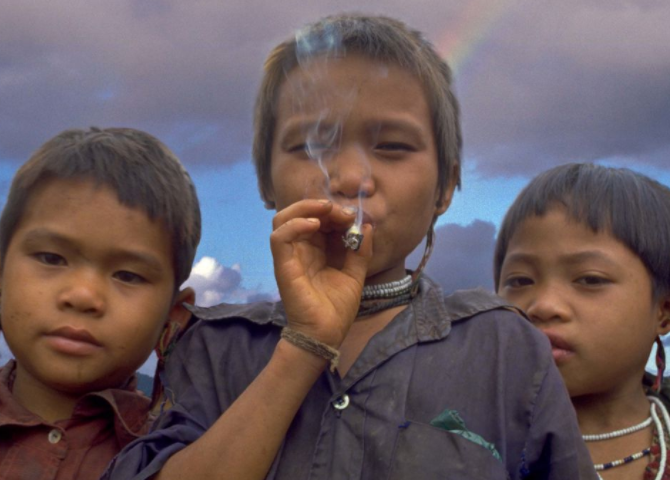 怎么发现孩子有没有吸烟 发现孩子吸烟怎么应对