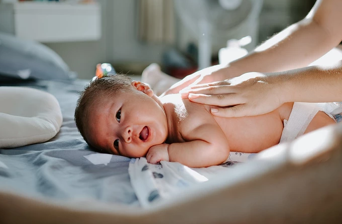 满月宝宝体重增长多少正常 影响孩子体重增长的因素