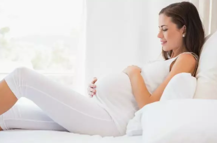 天天坐着对宝宝有影响吗 孕妈工作需要久坐应该怎么办