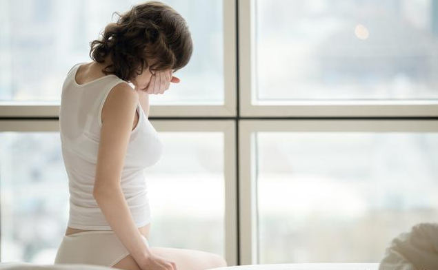 孕妇晨吐|孕妇晨吐会影响胎宝宝健康吗 孕妇晨吐怎么办