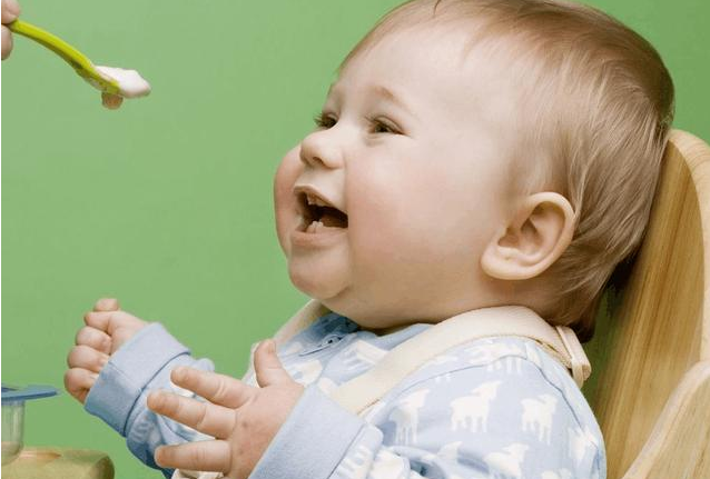 哪些食物容易引起宝宝过敏 怎么预防宝宝辅食过敏