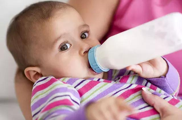 戒奶瓶|宝宝多大戒奶瓶比较好 怎么帮助宝宝戒掉奶瓶