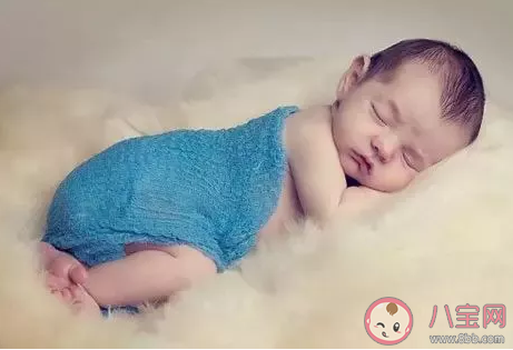 宝宝|宝宝频繁长鹅口疮是什么原因 宝宝长了鹅口疮怎么治疗