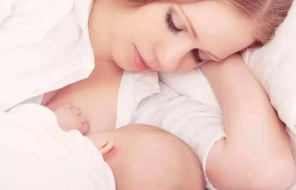 母乳喂养是越早越好吗 如何建立起母乳喂养