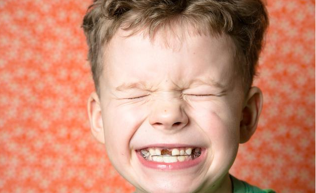 孩子乳牙可以拔吗 孩子乳牙什么情况下要拔掉