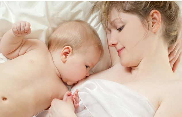 母乳喂养时间越长越好吗 母乳喂养正确姿势和步骤