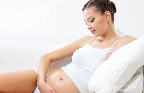 孕妇正确的睡姿有什么好处 孕期保持什么样的睡姿好处