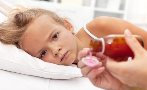 儿童吃什么退烧药比较安全 吃了退烧药体温降不下来怎么办