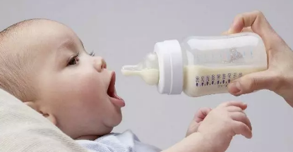 新生儿奶瓶怎么选 新生儿的奶瓶那种好