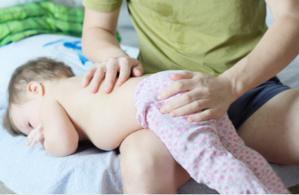 宝宝腹泻怎么办 宝宝腹泻的症状是什么