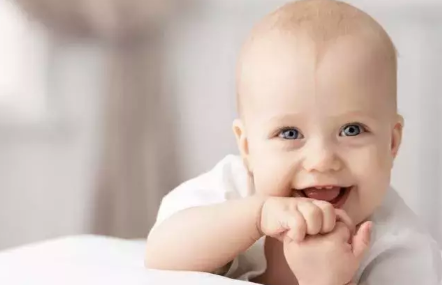 宝宝长牙期间胃口变差怎么办 孩子长牙期吃什么好