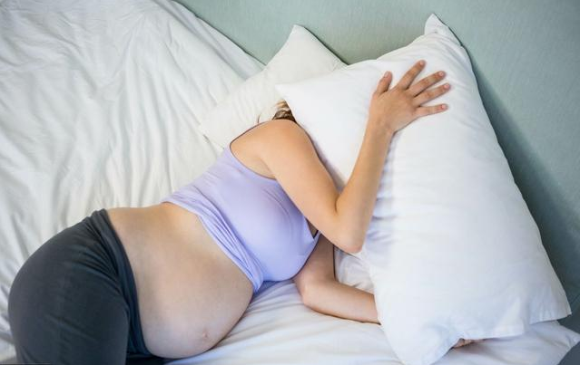 孕期失眠能吃安眠药吗 帮助孕妈咪摆脱失眠的方法