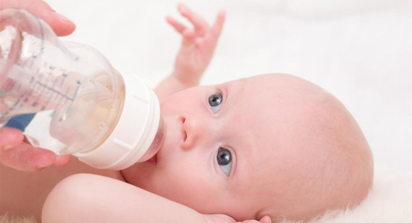 宝宝会有厌奶期吗 宝宝厌奶是什么原因造成的