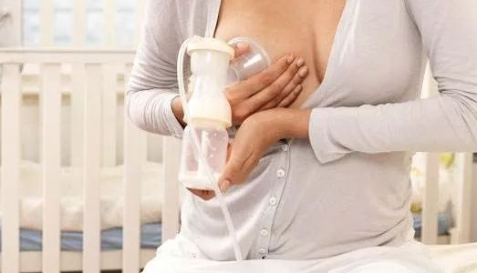 母乳不够喝吸奶器能追奶吗 吸奶器对乳房有影响吗