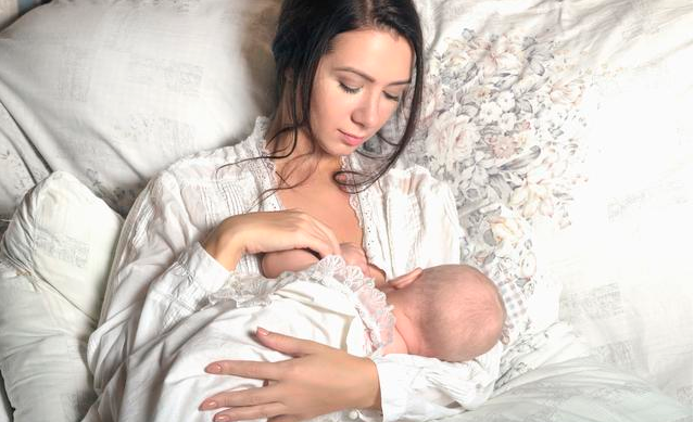 新生儿胀气的表现有哪些 宝宝肚子胀气怎么按摩