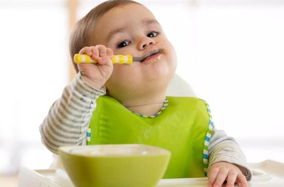 宝宝两岁前不能吃什么 2岁前宝宝不能吃的食物
